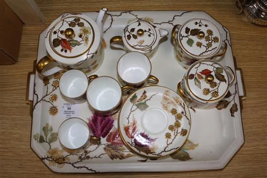 A fifteen Wedgwood cabaret set, with bramble decoration